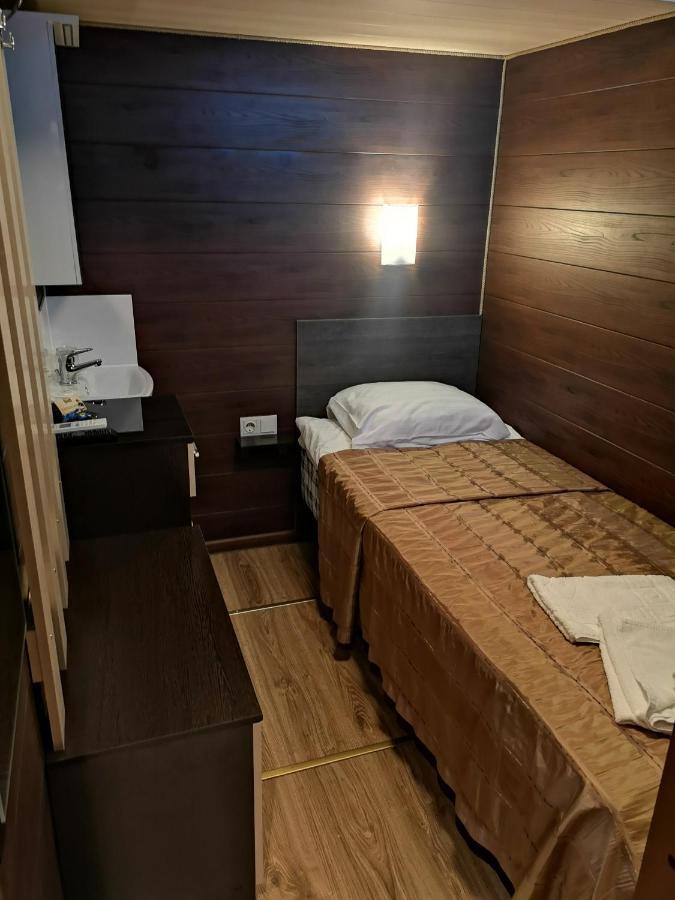 Hotel Rocca Al Mare Reval Zimmer foto